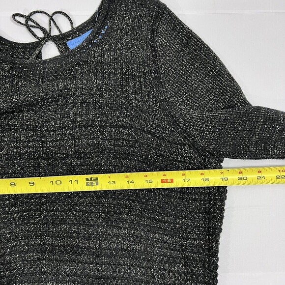 Simply Vera Wang Women’s  Gold metallic Details Black‎ Sweater Size XL - Picture 8 of 10